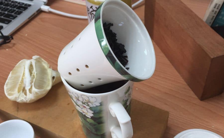 在上班時也可以隨時來一杯台灣老茶 6 06
