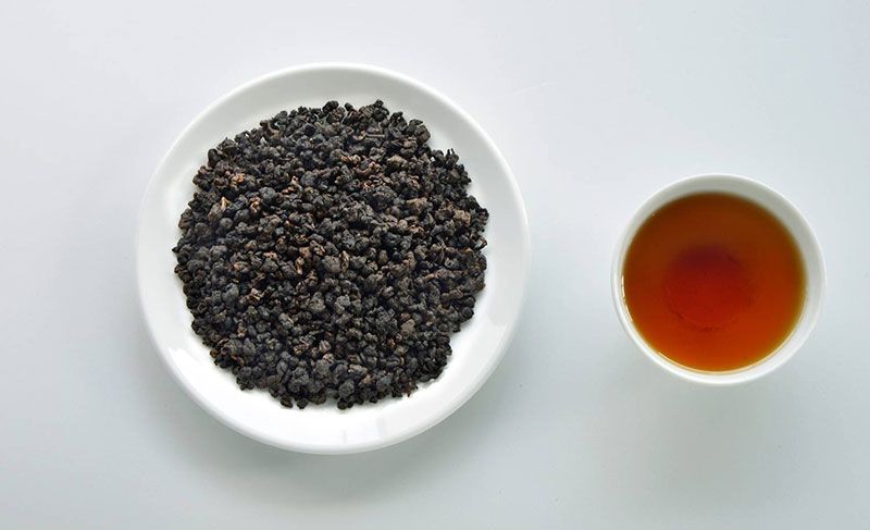 熷香烏龍老茶沖泡